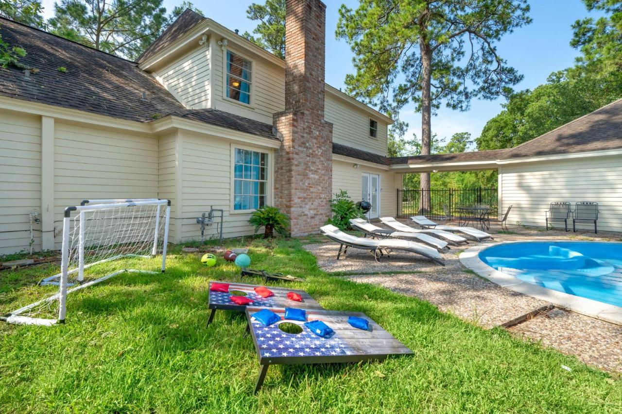 휴스턴 Pool Oasis Games Wifi Bbq Yard Sleep 16 빌라 외부 사진